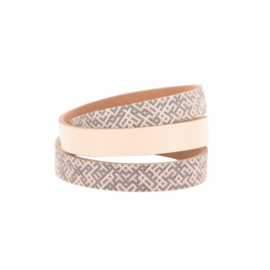Beige kolminkertainen nahkaranneke, jossa Lielvārde-vyökuvio, 1,2 cm